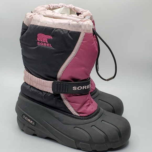 Sorel Other - Sorel waterproof winter boots with liners size 4